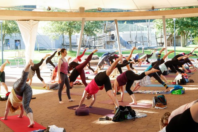 Yoga in der Grossabünt mit Franziska Frommelt